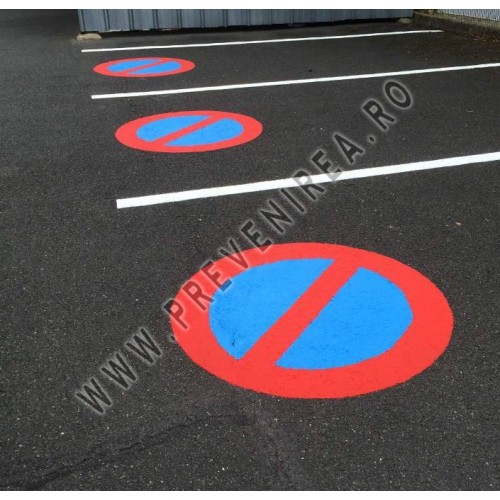 Marcaj pe podea cu vopsea Marcaj pe podea cu vopsea