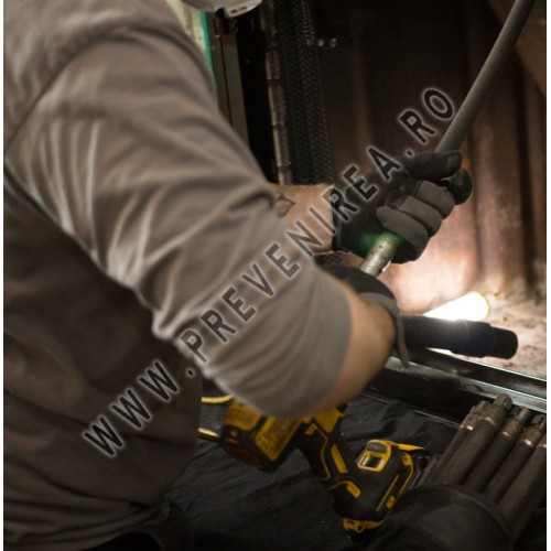 Curățare Profesională Seminee și Coșuri de Fum – Siguranță și Eficiență Garantate