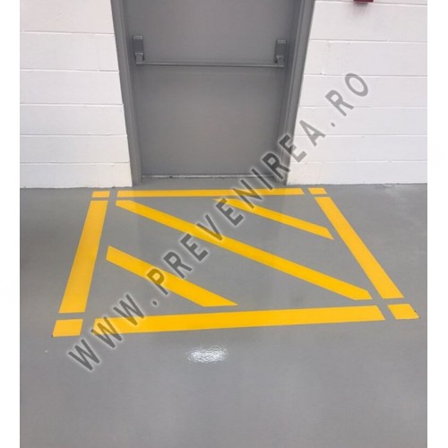 Marcaje pentru usi de incendiu pentru podea Marcaje pentru usi de incendiu pentru podea