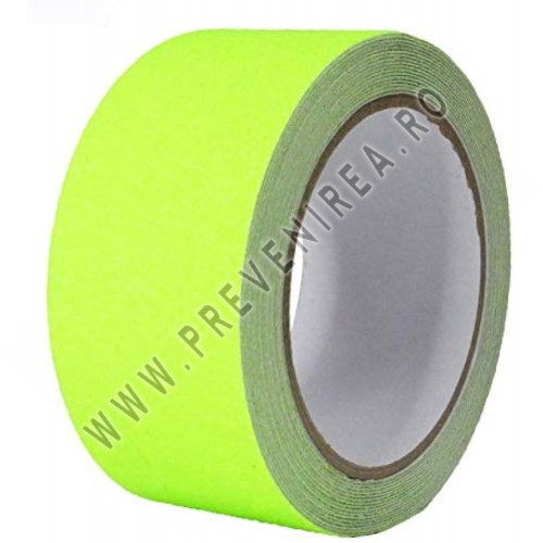 Banda Fosforescentă și Reflectorizantă Verde – Soluție Profesională pentru Trafic